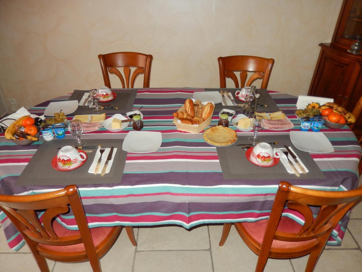 Villa De Guenifey Josse 外观 照片